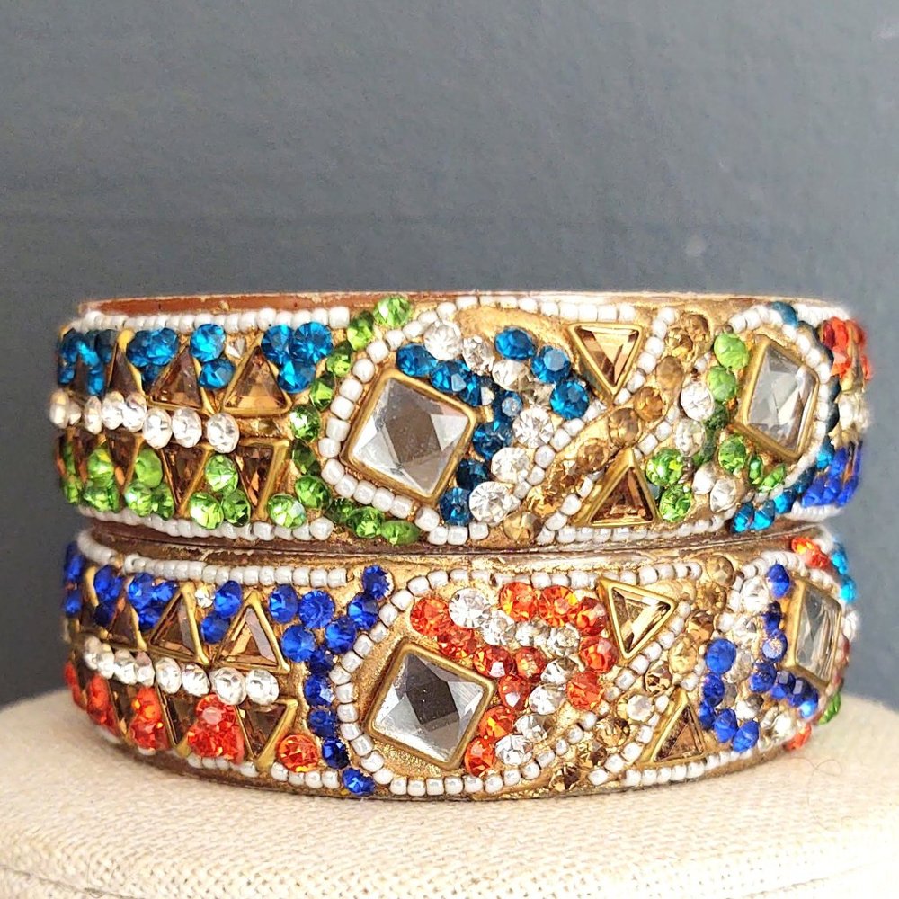 Multi bead bangle bracelets - Picture 5 of 14